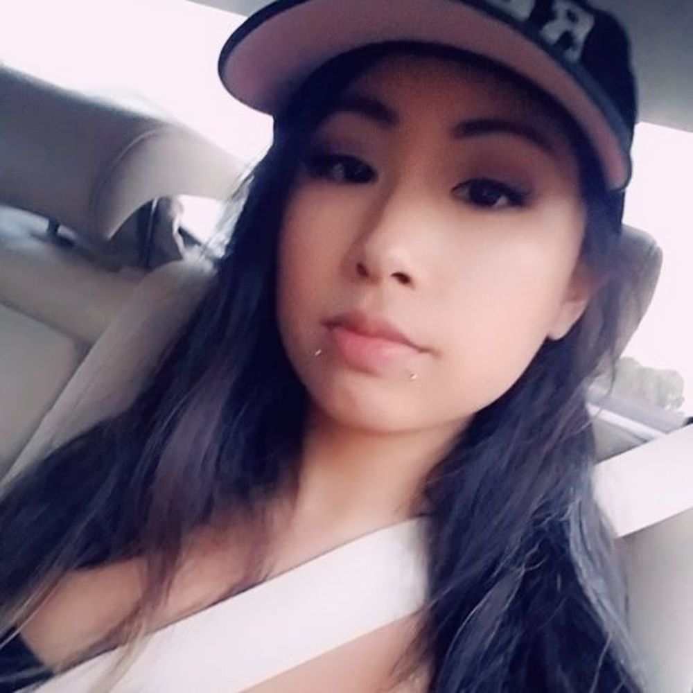 Meet your Posher, Mira